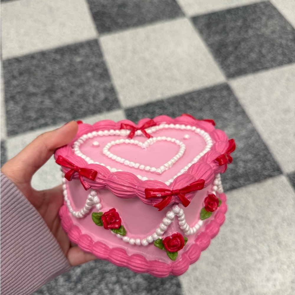 Pink Heart-Shaped Decor Valentines